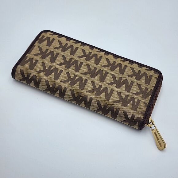 Michael Kors Signature MK Logo Jacquard Brown Tan Continental Zip Wallet - Picture 2 of 8